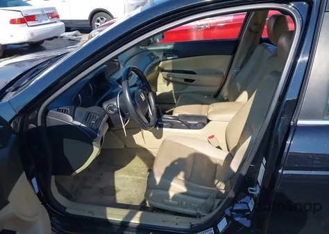 2011 Honda Accord 2.4 Se из США, поврежденный, VIN 1HGCP2F64BA113741